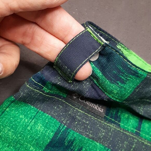 NWT Columbia Green Checkered Youth Board Shorts - Picture 9 of 15